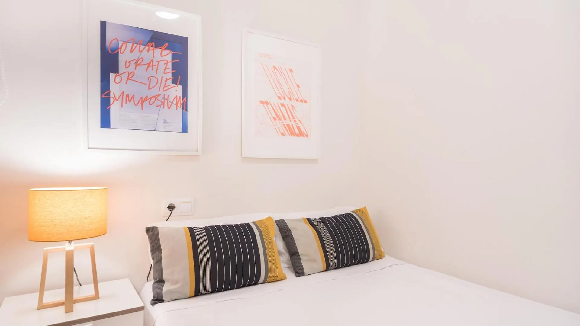 Sunny Central Apartment With A 100M2 City Oasis バルセロナ